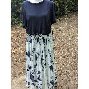 Ted Baker Midori 2-in-1 Midi Dress Size 4 US 10 Black Knit Pleated Floral Combo